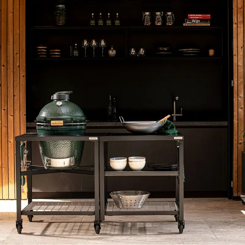 Big Green Egg Medium Ceramic Charcoal Grills - image 3