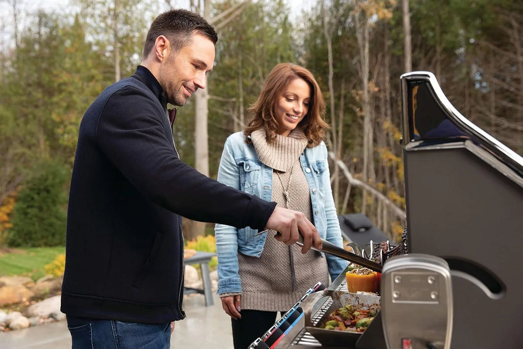 Napoleon Prestige 665 5-Burner Propane Grills - image 3