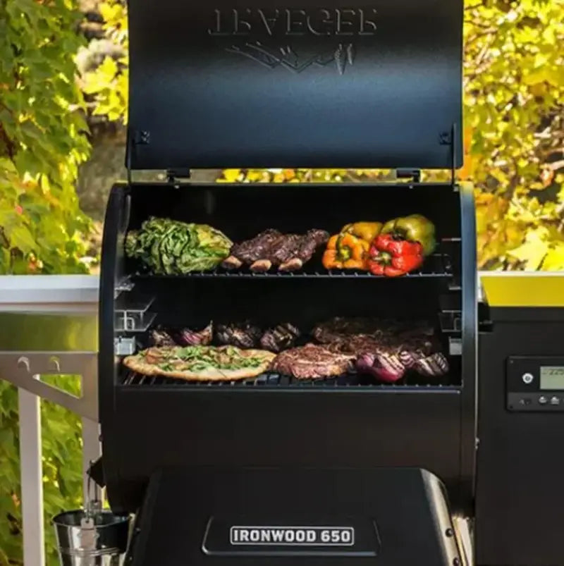 Traeger Ironwood 650 Pellet Grills - image 3